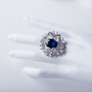 Hongde Elegant Circle με Blue Cubic Zirconia Δαχτυλίδια Δαχτυλίδι από ανοξείδωτο χάλυβα για γυναικείες κοσμήματα γάμου ασημένιο χρώμα